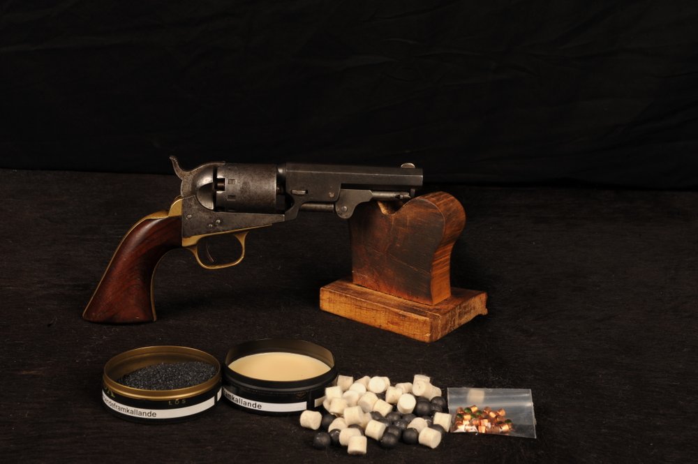 Revolver Manhattan Navy serie III - Licensfritt.se