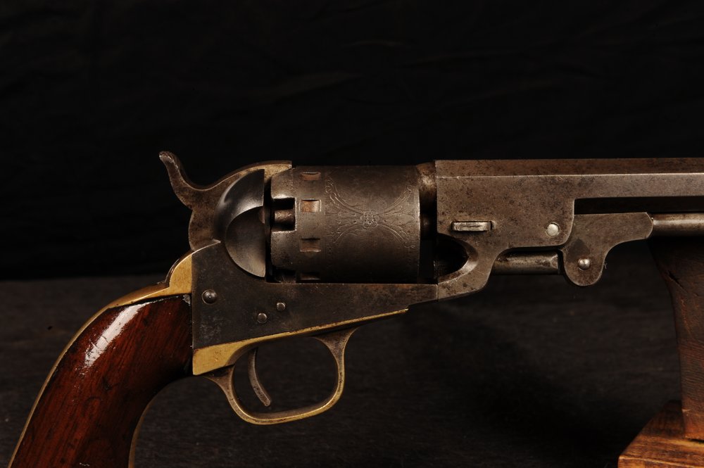 Revolver Manhattan Navy serie IV - Licensfritt.se