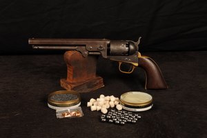 Revolver Colt Navy M1851 - Licensfritt.se